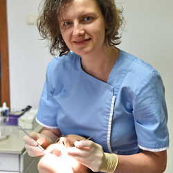 dr n. med. Joanna Szczerba-Gwóźdź