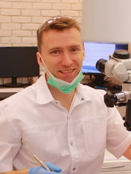 lek. dent. Michał Nawotczyński