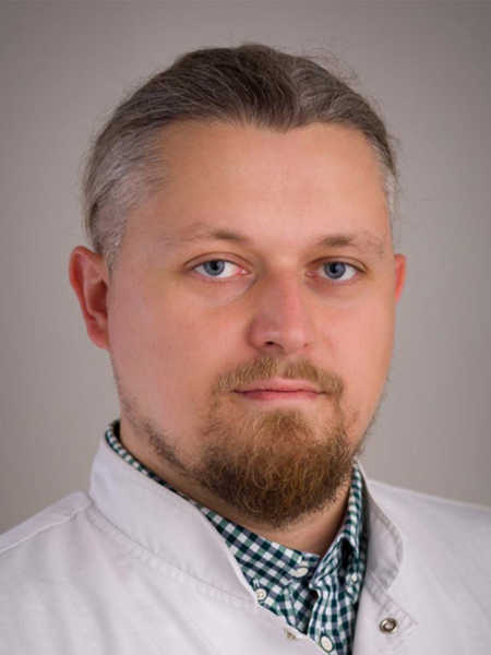 dr n. med. Piotr Wojdasiewicz
