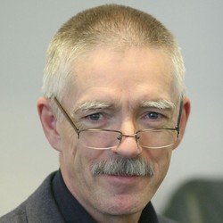 prof. nadzw. dr hab. n. med. Romuald Krajewski